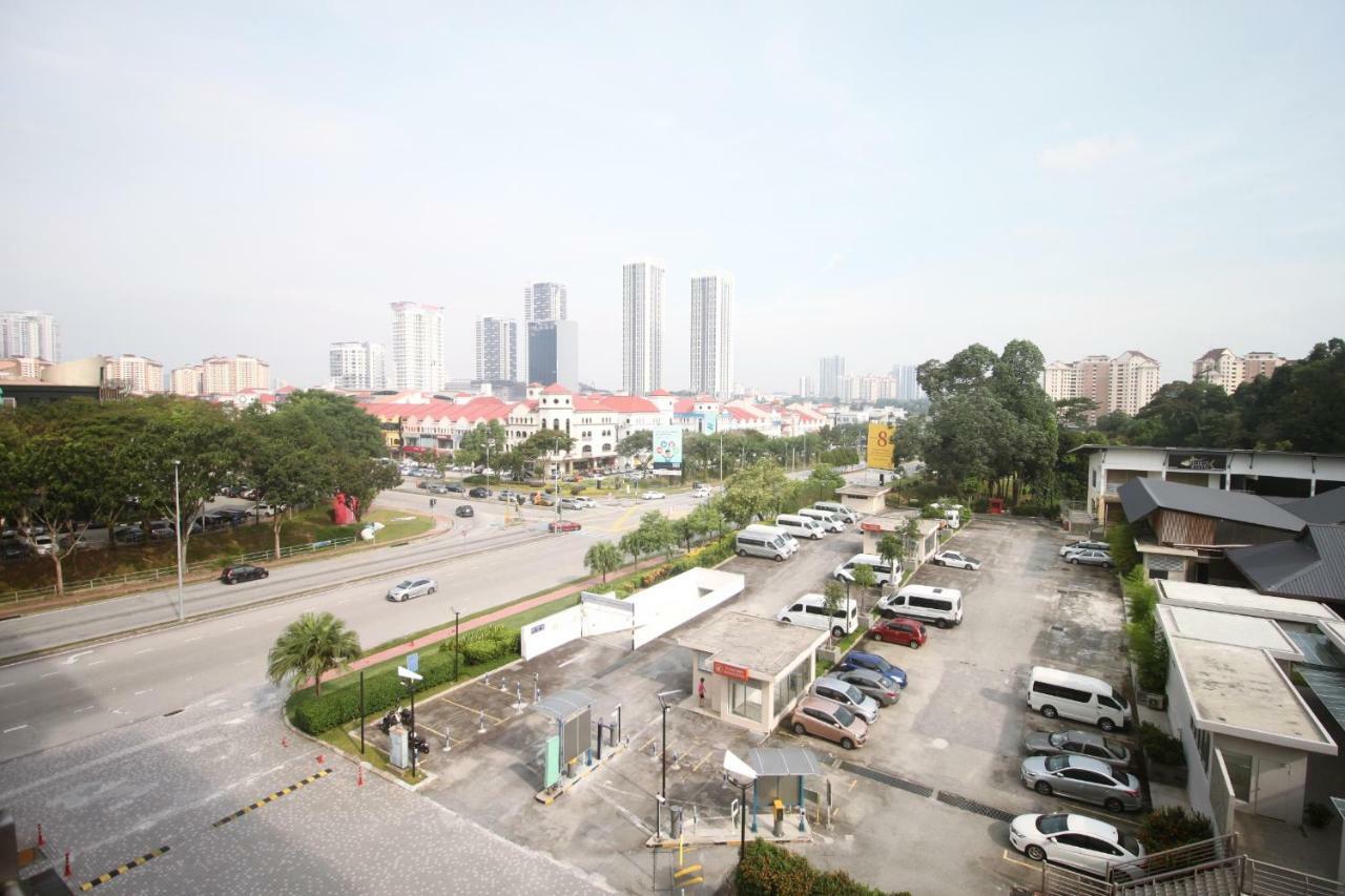 Tropical Hotel Kota Damansara Eksteriør bilde